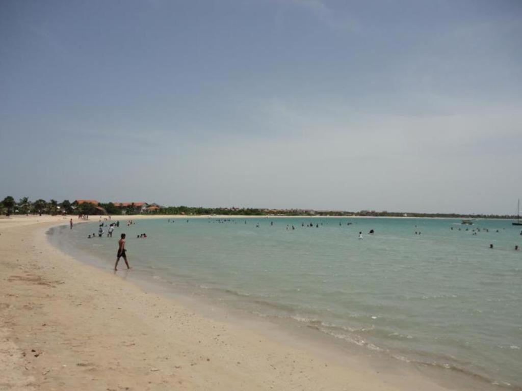 Naaval Hotel Batticaloa Exterior photo