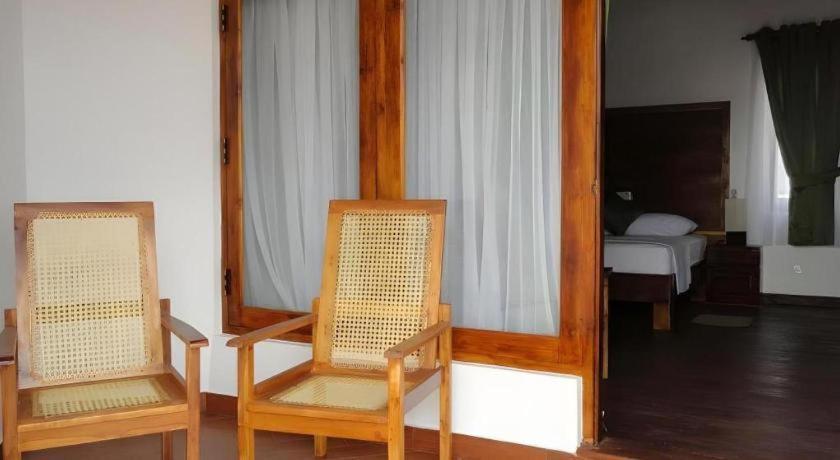 Naaval Hotel Batticaloa Exterior photo