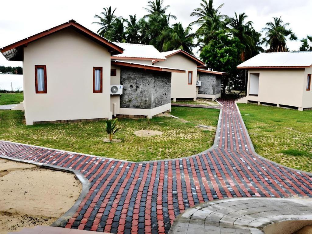 Naaval Hotel Batticaloa Exterior photo